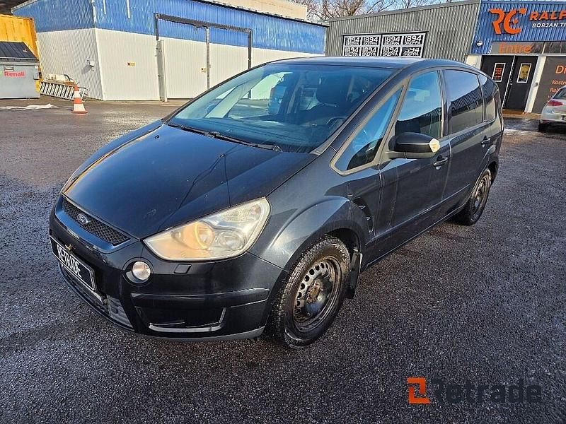 Begagnad Ford S-MAX S 146 HK (107 kW) 2008 Svart Minibuss
