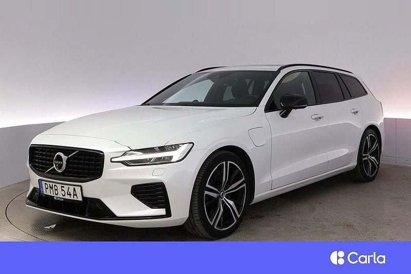 Vit Begagnad 2021 Volvo V60 R-Design Kombi | 431 900 kr (Lite dyr) - Bild 1/4