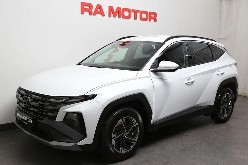 Ny 2025 Hyundai Tucson Essential SUV | 374 500 kr - Bild 1/4
