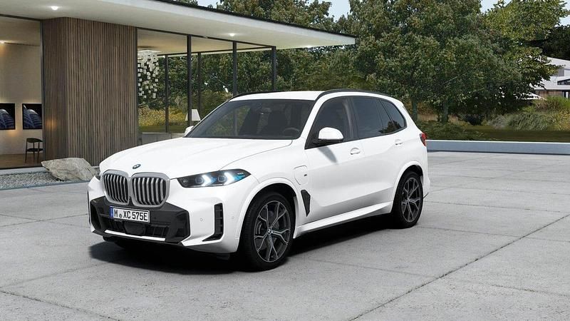Okänd Begagnad 2024 BMW X5 Efficient Dynamics SUV | 1 015 900 kr - Bild 1/4