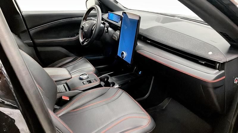 Begagnad Ford Mustang 2021 Halvkombi