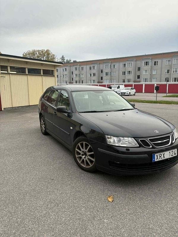 Svart Begagnad 2006 Saab 9-3 Linear Kombi | 13 000 kr (Superpris) - Bild 1/4