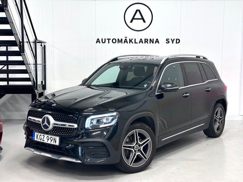 Svart Begagnad 2020 Mercedes GLB200 AMG SUV | 299 900 kr - Bild 1/4