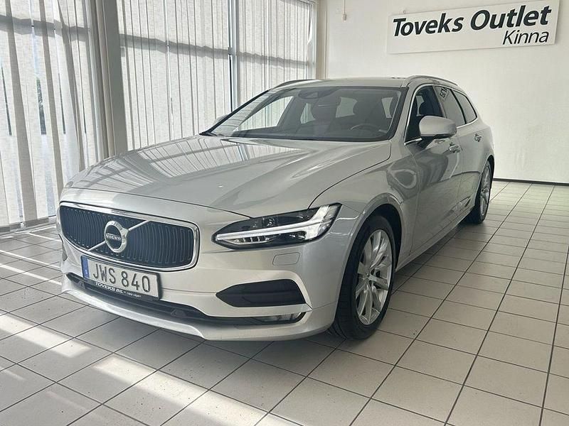 Silver Begagnad 2019 Volvo V90 Momentum Kombi | 199 900 kr (Marknadspris) - Bild 1/4