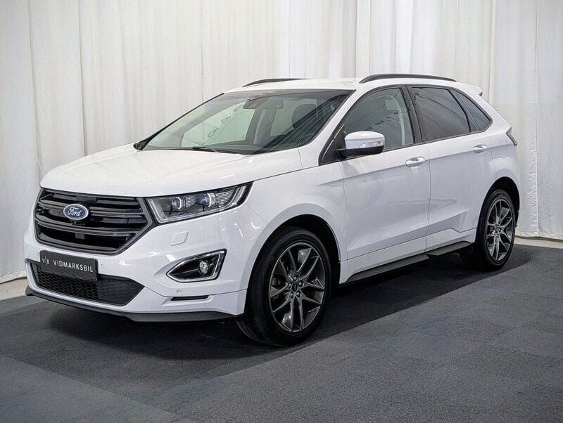 Vit Begagnad 2017 Ford Edge Sport SUV | 208 900 kr (Marknadspris) - Bild 1/4