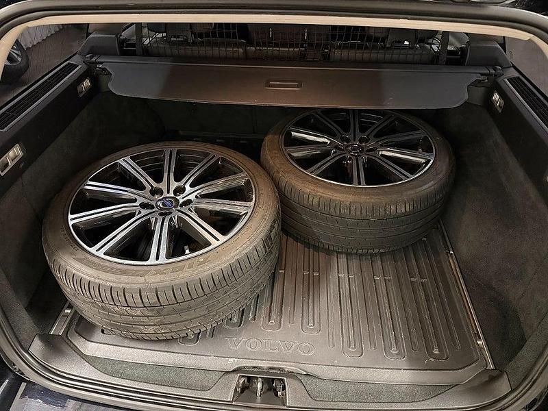 Begagnad Volvo V70 181 HK (133 kW) 2014 Svart Kombi