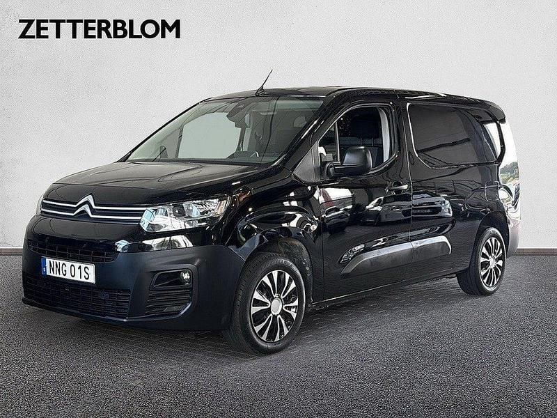 Svart Begagnad 2021 Citroën Berlingo Minibuss | 229 000 kr - Bild 1/4