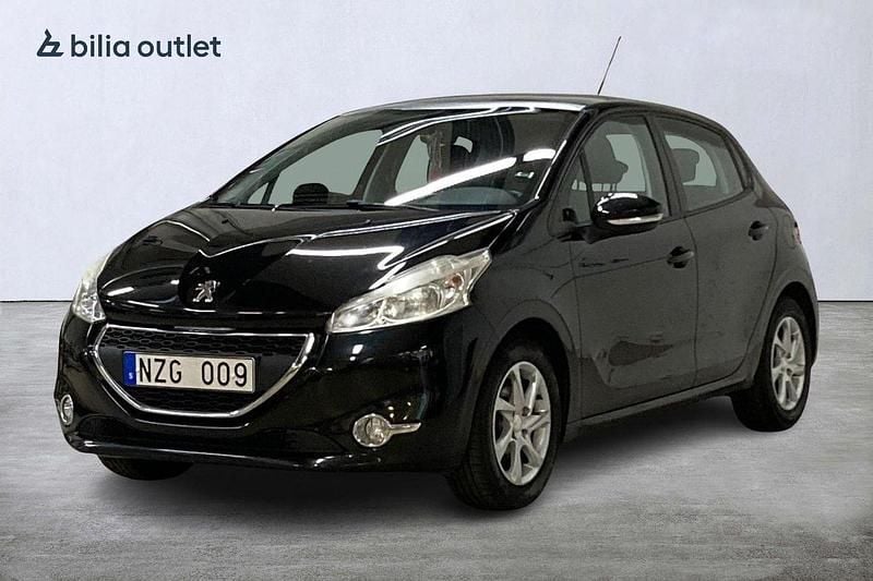 Svart Begagnad 2013 Peugeot 208 Halvkombi | 44 900 kr (Bra pris) - Bild 1/4
