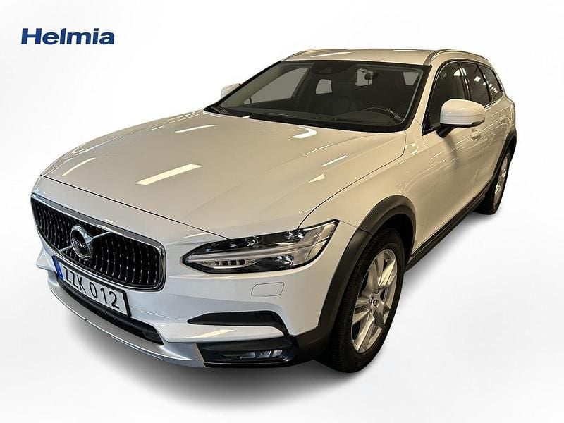 Vit Begagnad 2019 Volvo V90 CC Pro Kombi | 274 900 kr - Bild 1/4