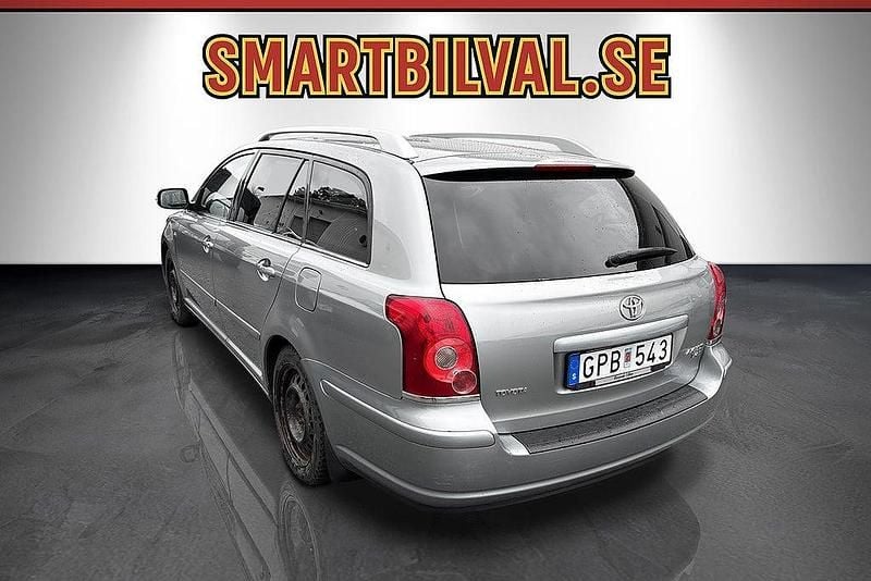 Begagnad Toyota Avensis 177 HK (130 kW) 2007 Gråmetallic Kombi