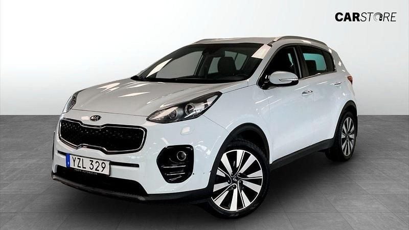 Vit (white) Begagnad 2017 Kia Sportage Advance SUV | 154 900 kr (Marknadspris) - Bild 1/4