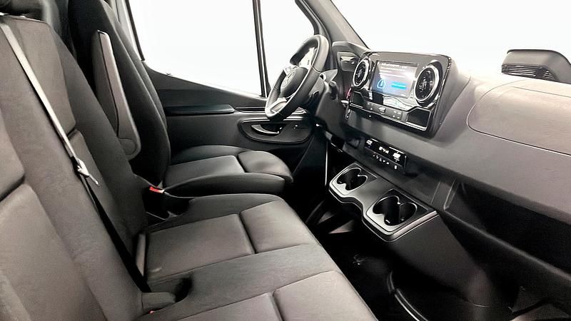 Ny Mercedes Sprinter 2025 Vit Van