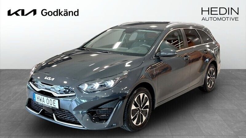Grå (grey) Begagnad 2022 Kia Ceed Sportswagon Advance Kombi | 249 900 kr (Marknadspris) - Bild 1/4