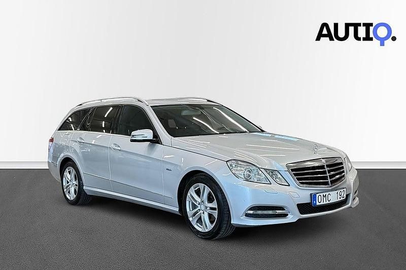 Begagnad Mercedes E220 Avantgarde 170 HK (125 kW) 2010 Bright silver metallic Kombi