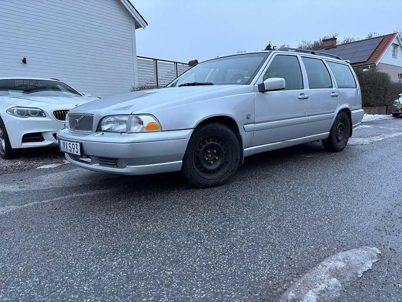 Begagnad Volvo V70 193 HK (141 kW) 2000 Kombi