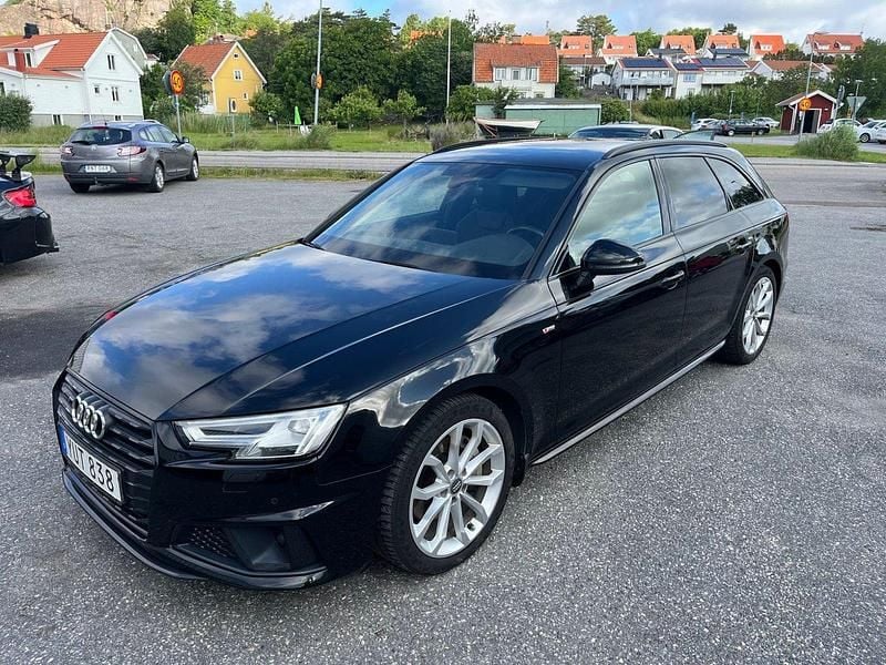 Svart Begagnad 2019 Audi A4 S-Line Kombi | 239 900 kr (Superpris) - Bild 1/4