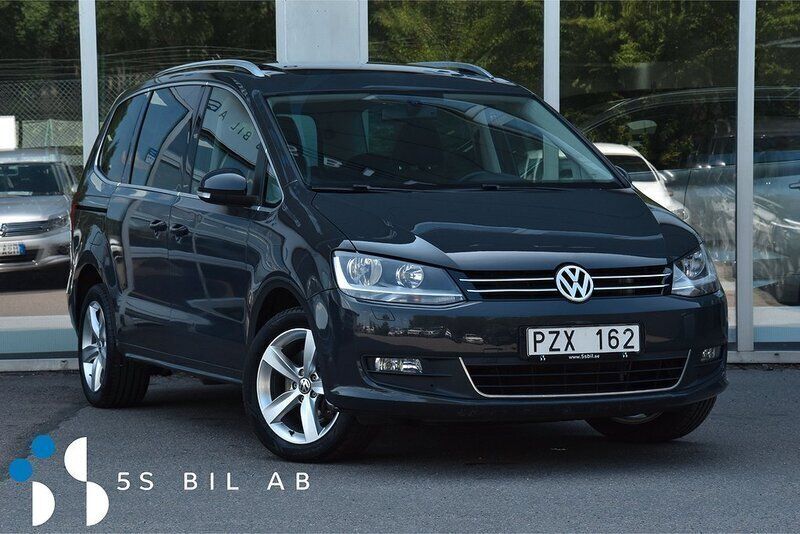 Ljusgrå Begagnad 2011 VW Sharan Minibuss | 174 900 kr (Dyr) - Bild 1/4