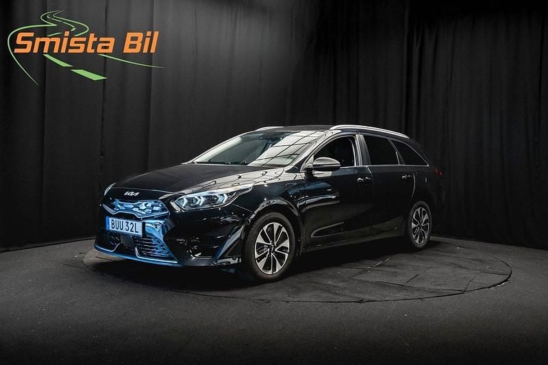 Svart Begagnad 2021 Kia Ceed Sportswagon Advance Kombi | 229 700 kr (Marknadspris) - Bild 1/3