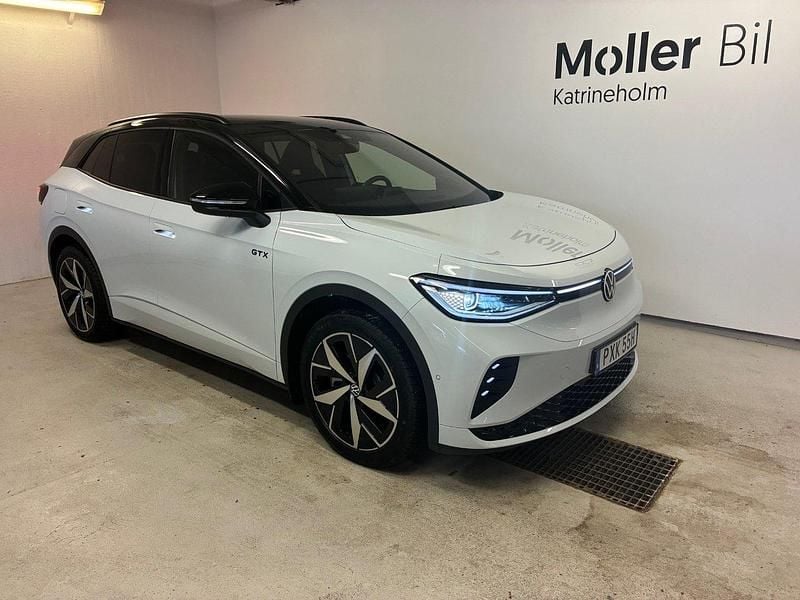 Vit Begagnad 2025 VW ID.4 GTX SUV | 579 900 kr - Bild 1/4