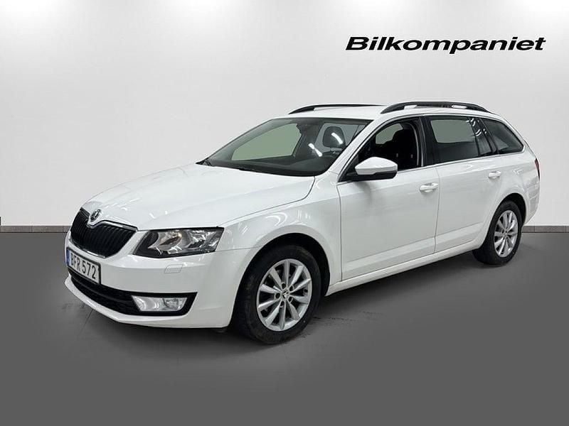 Candy white Begagnad 2014 Skoda Octavia Ambition Kombi | 69 900 kr (Bra pris) - Bild 1/4