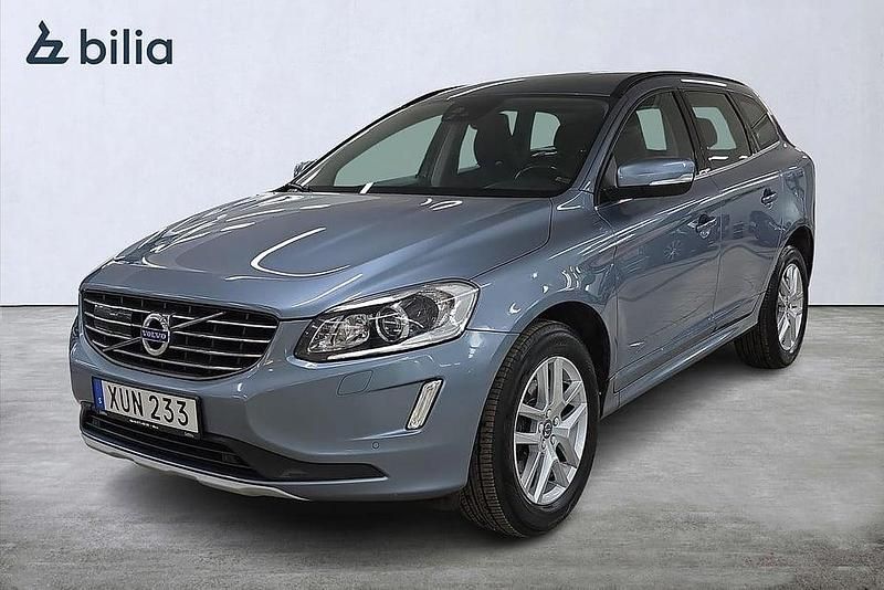 Begagnad Volvo XC60 Momentum 192 HK (141 kW) 2017 Blå SUV