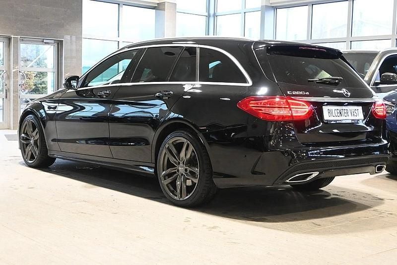 Begagnad Mercedes C220 AMG line 170 HK (125 kW) 2017 Svart Kombi
