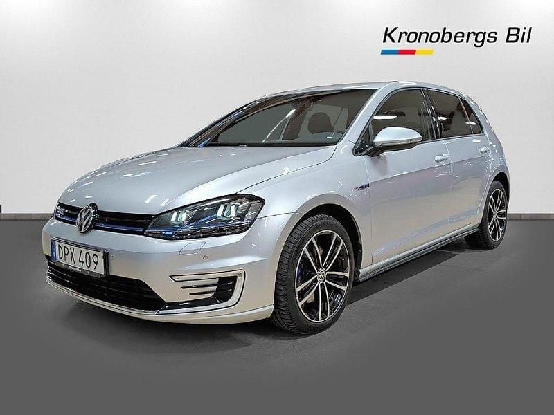 Silver Begagnad 2016 VW Golf VII GTE Halvkombi | 179 600 kr - Bild 1/4