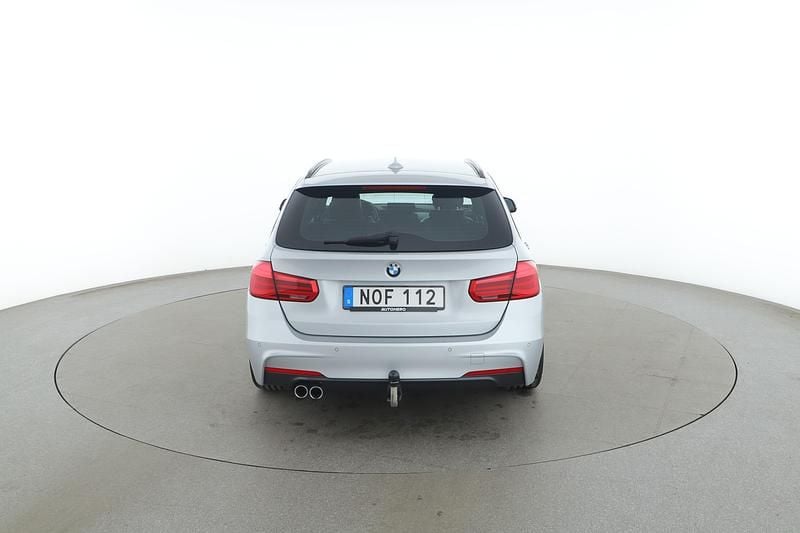 Begagnad BMW 320 M Sport 192 HK (141 kW) 2018 Silver Kombi