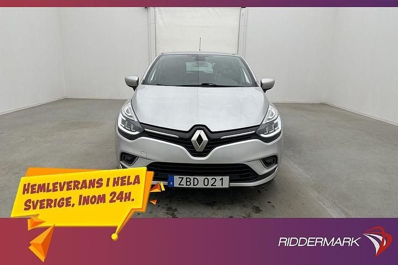 Begagnad Renault Clio IV 90 HK (66 kW) 2017 Silver Halvkombi