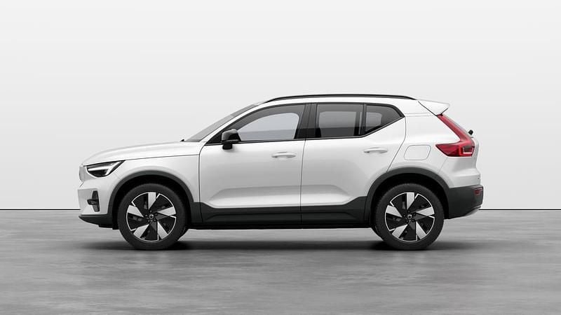 Ny Volvo EX40 Performance 185 kW (252 HK) 2025 Vit SUV