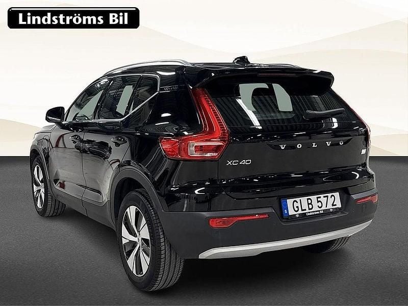 Begagnad Volvo XC40 Inscription 129 HK (94 kW) 2021 Svart SUV