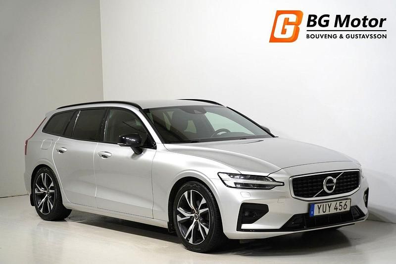 Silver Begagnad 2018 Volvo V60 R-Design Kombi | 349 900 kr (Dyr) - Bild 1/4