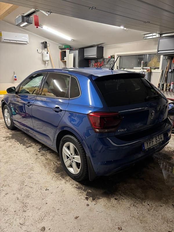 Begagnad 2018 VW Polo Halvkombi | 155 000 kr (Marknadspris) - Bild 1/3