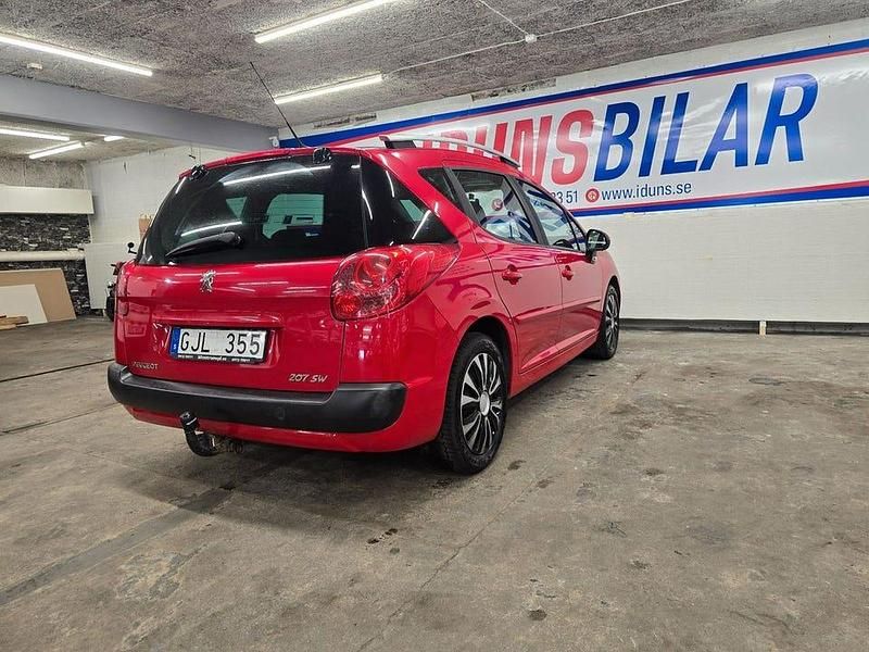 Begagnad Peugeot 207 120 HK (88 kW) 2007 Röd Kombi