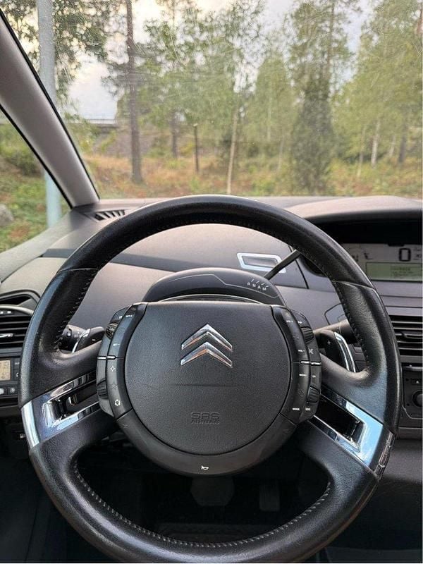 Begagnad Citroën C4 Picasso 109 HK (80 kW) 2008 Silver Minibuss