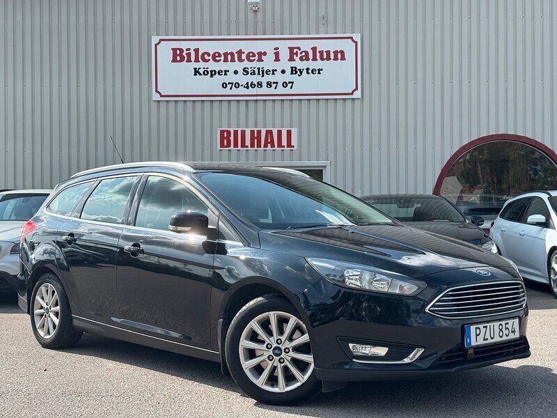 Svart Begagnad 2015 Ford Focus Titanium Kombi | 49 900 kr - Bild 1/4