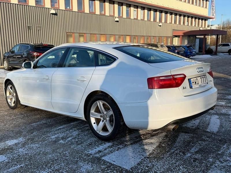 Begagnad Audi A5 Sportback Comfort 180 HK (132 kW) 2011 Vit Halvkombi