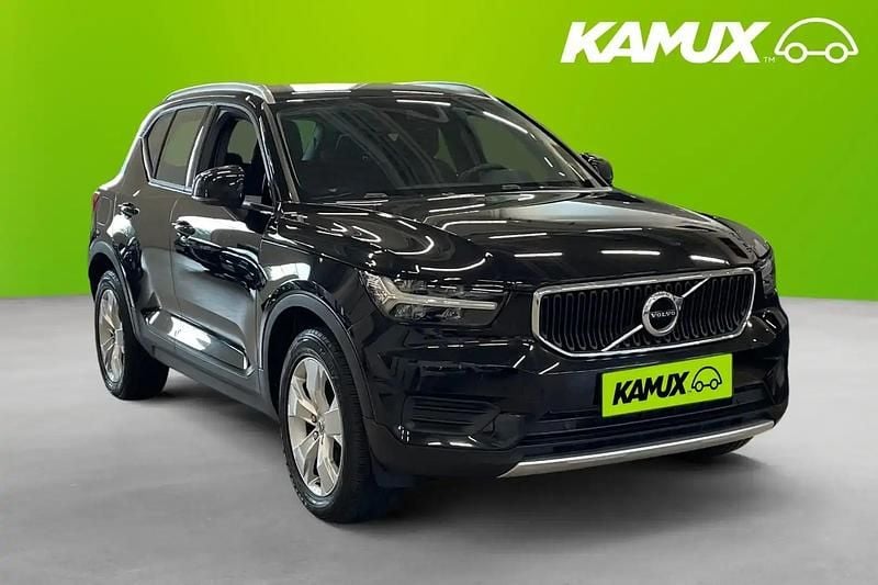 Svart Begagnad 2019 Volvo XC40 SUV | 284 700 kr (Marknadspris) - Bild 1/4