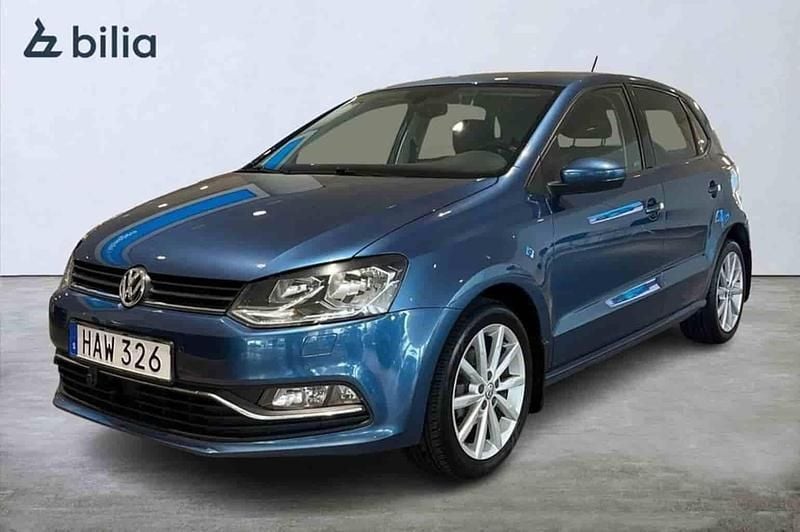 Blå Begagnad 2016 VW Polo Halvkombi | 139 500 kr (Lite dyr) - Bild 1/1