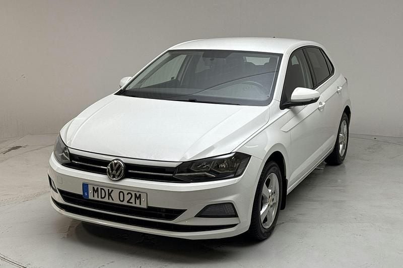 Vit Begagnad 2020 VW Polo Halvkombi | 109 000 kr (Bra pris) - Bild 1/4