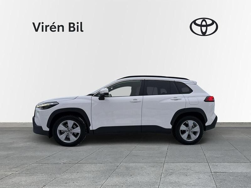 Begagnad Toyota Corolla Cross Style 141 HK (103 kW) 2024 Vit SUV