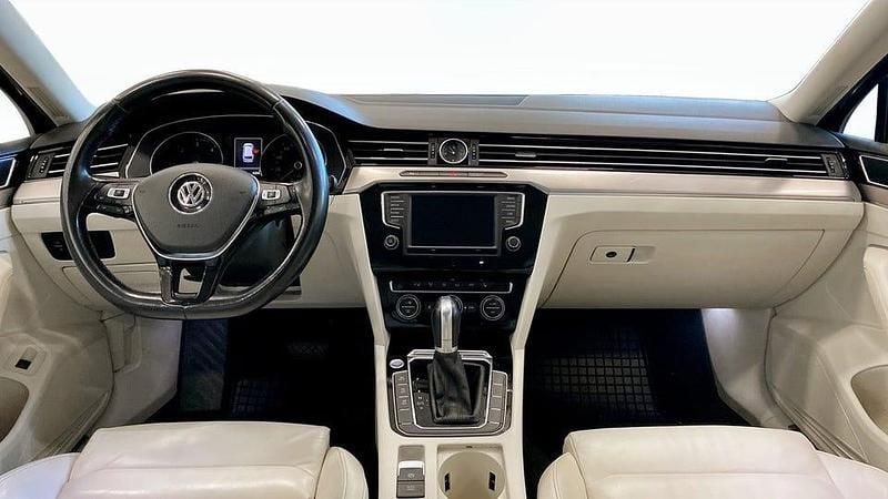 Begagnad VW Passat GT 190 HK (139 kW) 2015 Svart Kombi
