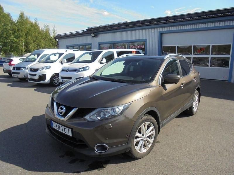 Begagnad Nissan Qashqai 116 HK (85 kW) 2014 Brun SUV