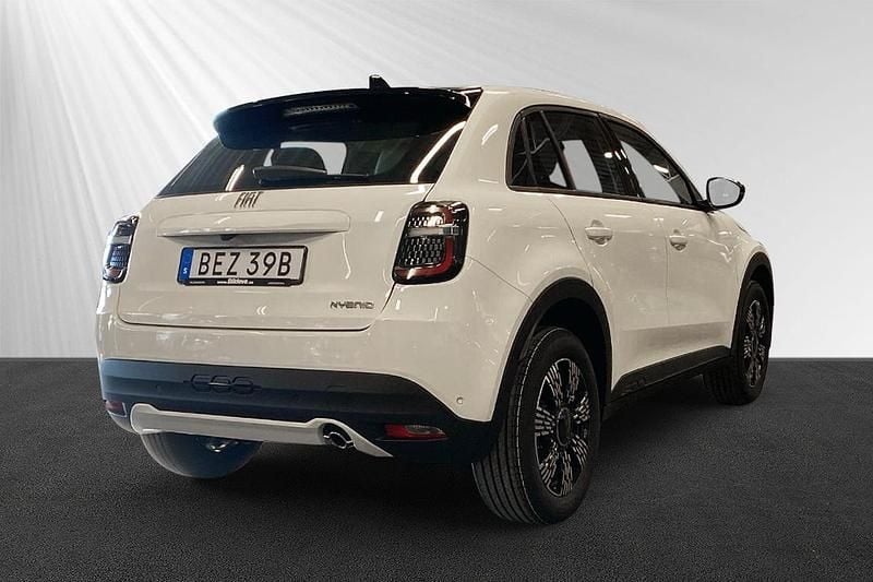 Ny Fiat 600 Icon 102 HK (75 kW) 2025 Vit SUV