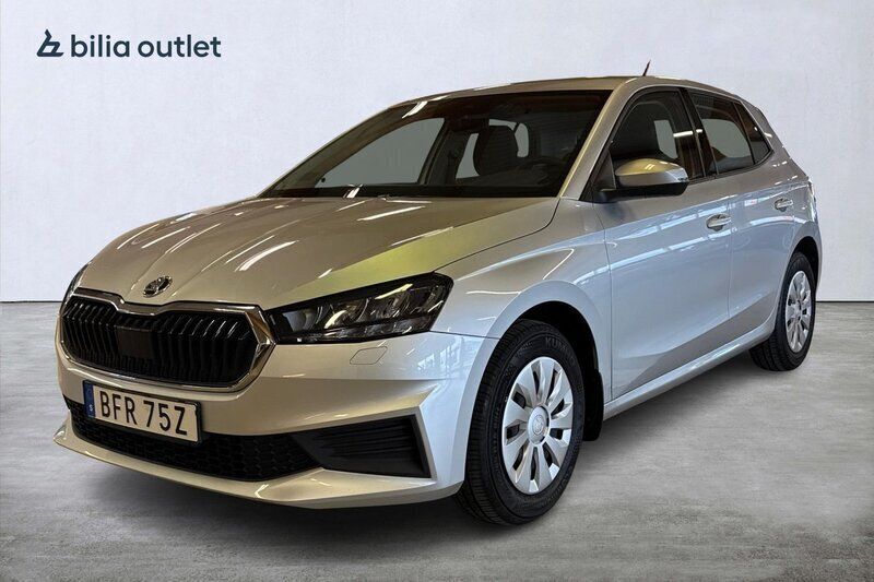 Silver Begagnad 2023 Skoda Fabia Ambition Halvkombi | 169 900 kr - Bild 1/3