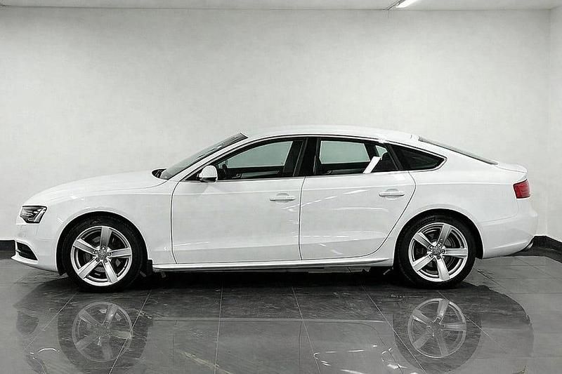 Begagnad Audi A5 Sportback 170 HK (125 kW) 2013 Vit Halvkombi