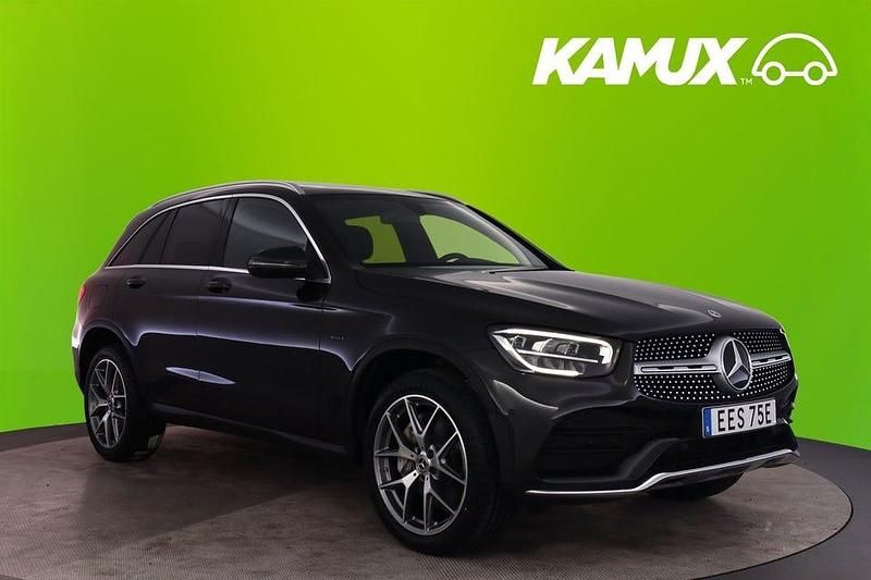 Begagnad Mercedes GLC300 AMG 306 HK (225 kW) 2021 Grå SUV
