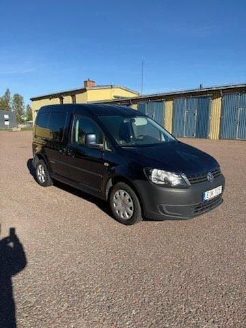 Blå Begagnad 2012 VW Caddy Minibuss | 58 000 kr (Bra pris) - Bild 1/4