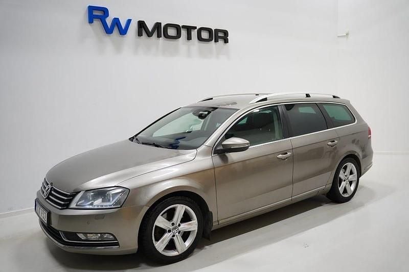 Ljusbrun Begagnad 2012 VW Passat Kombi | 64 800 kr (Bra pris) - Bild 1/4