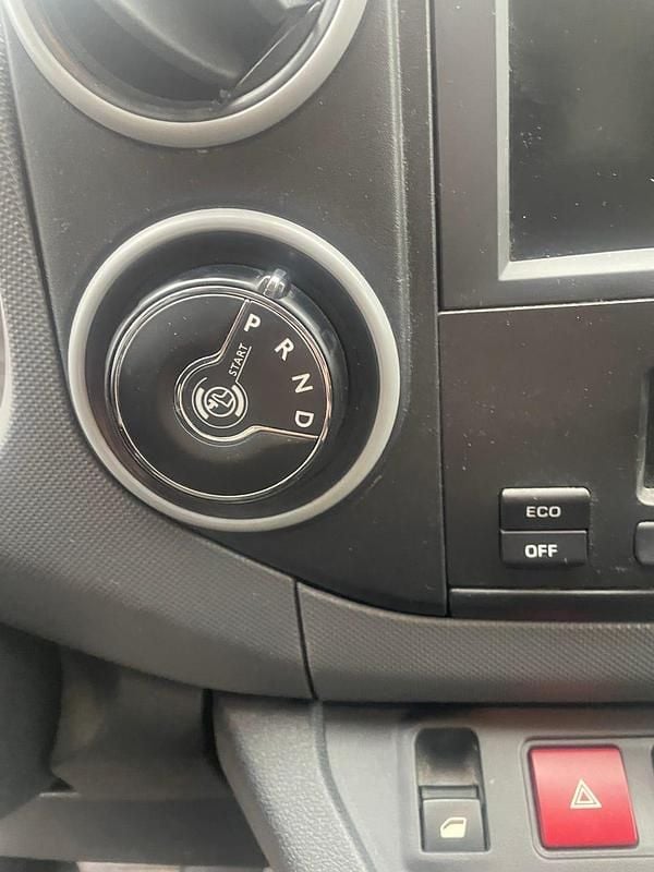 Begagnad Citroën Berlingo 49 kW (67 HK) 2017 Minibuss